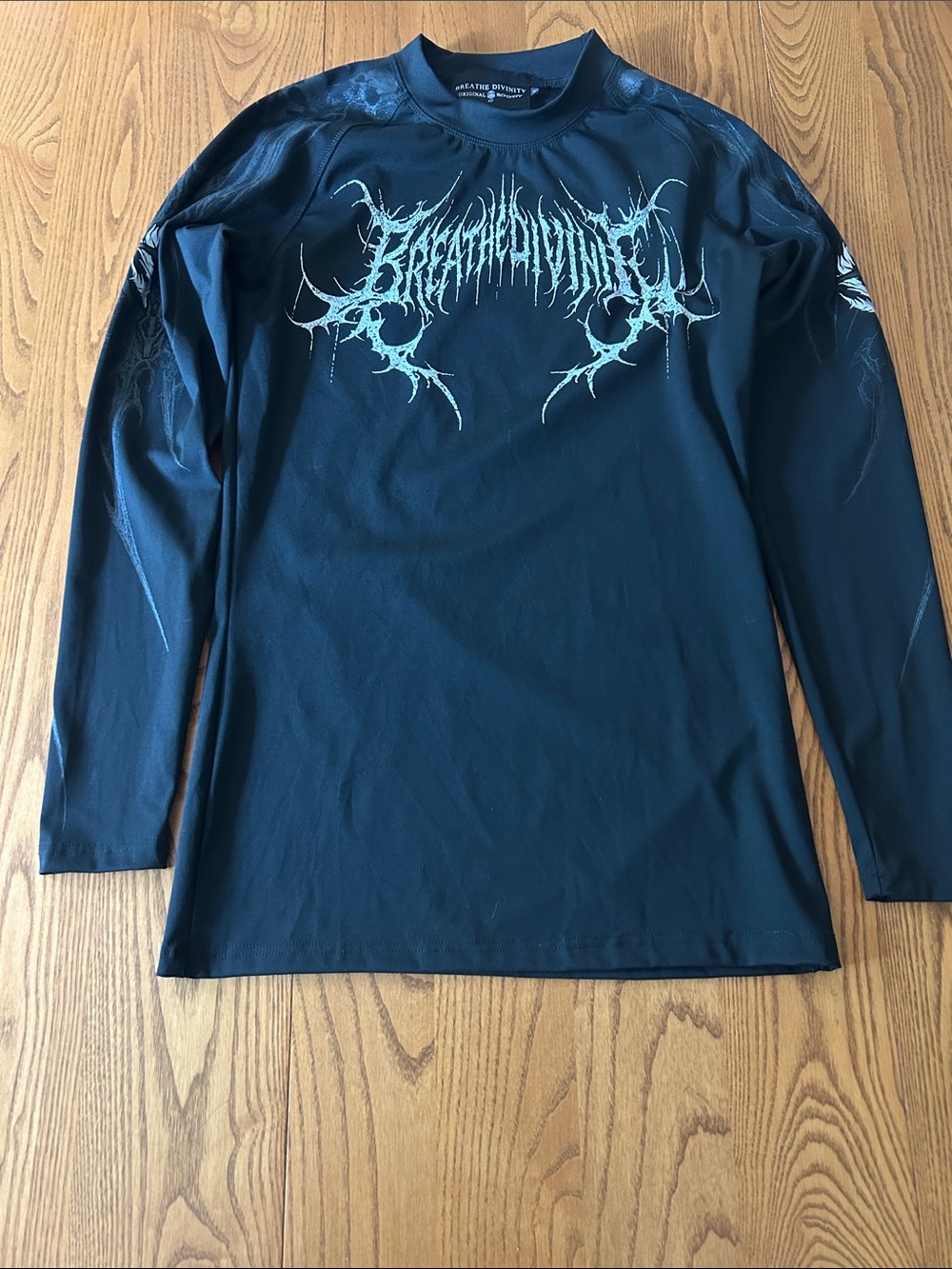 Breathe Divinity Black and White Long-Sleeve Compression Shirt
